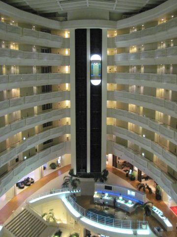船の形をしたホテルの内部